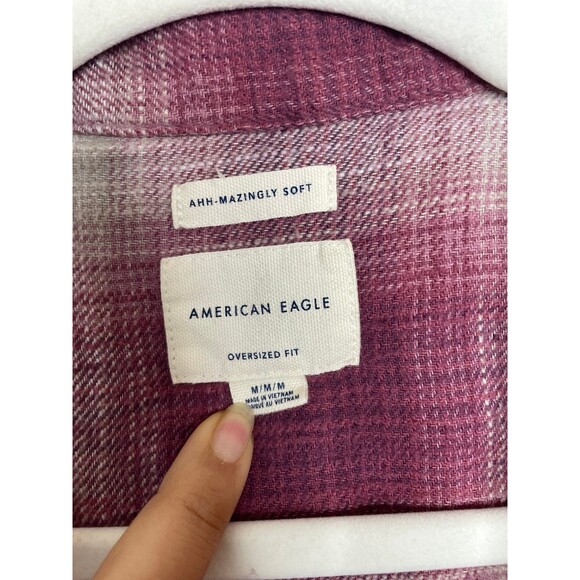 American Eagle Oversized Flannel Shirt Womens M Purple Plaid Soft Button Up - Picture 3 of 4